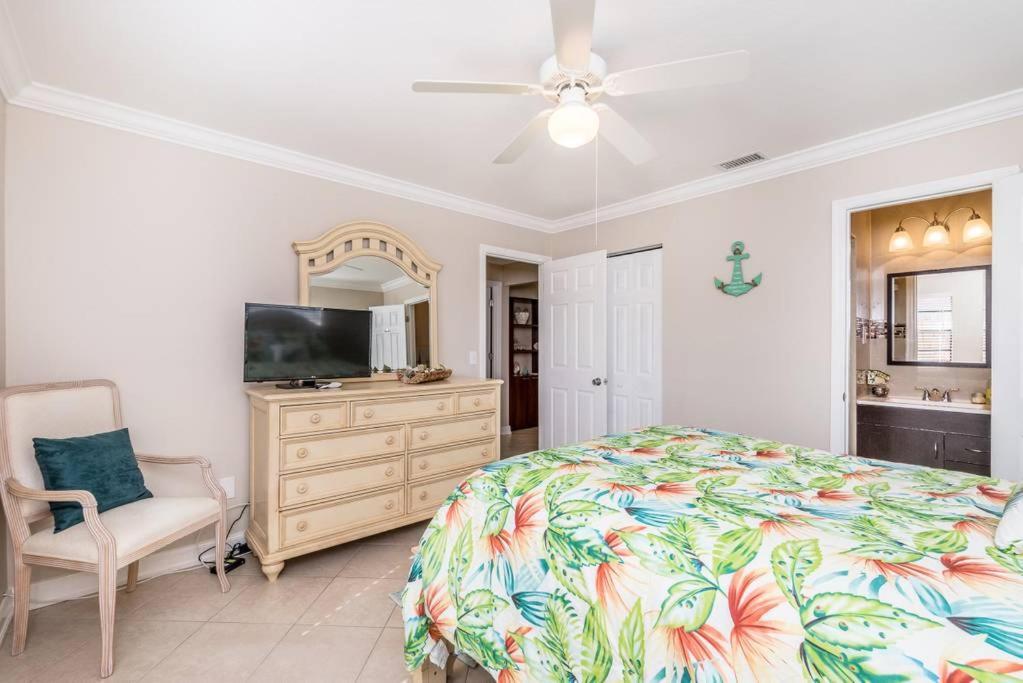 Villa Ocean Vacation Breeze Lantana Exterior foto