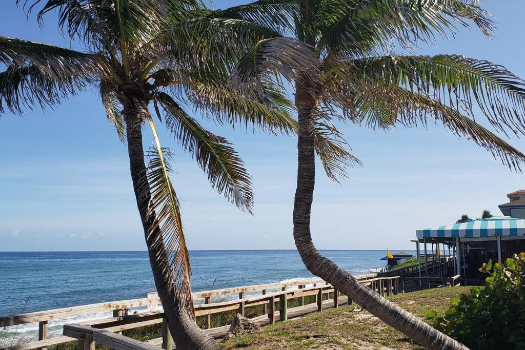 Villa Ocean Vacation Breeze Lantana Exterior foto